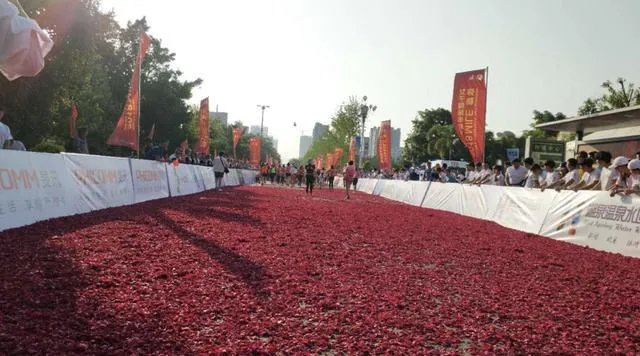 2018弥勒女子国际半程马拉松开跑了吗？