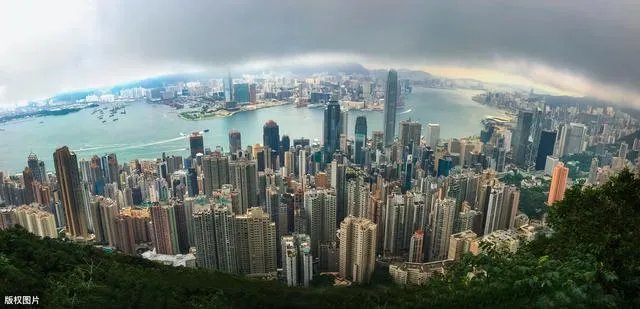 中国一季度GDP同比下降6.8％，现在投资房产会赚吗？