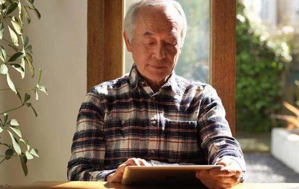 老年人该选择什么样的平板电脑呢？