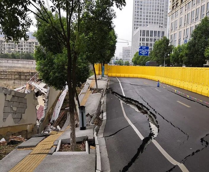 南昌路面突发塌陷的真实原因是什么？