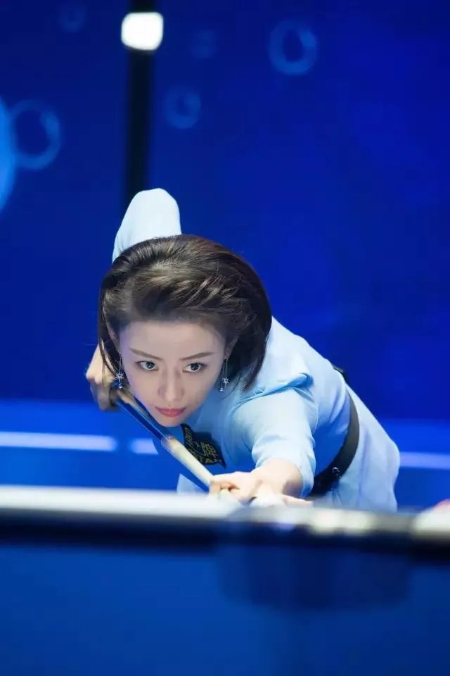 如何评价潘晓婷？