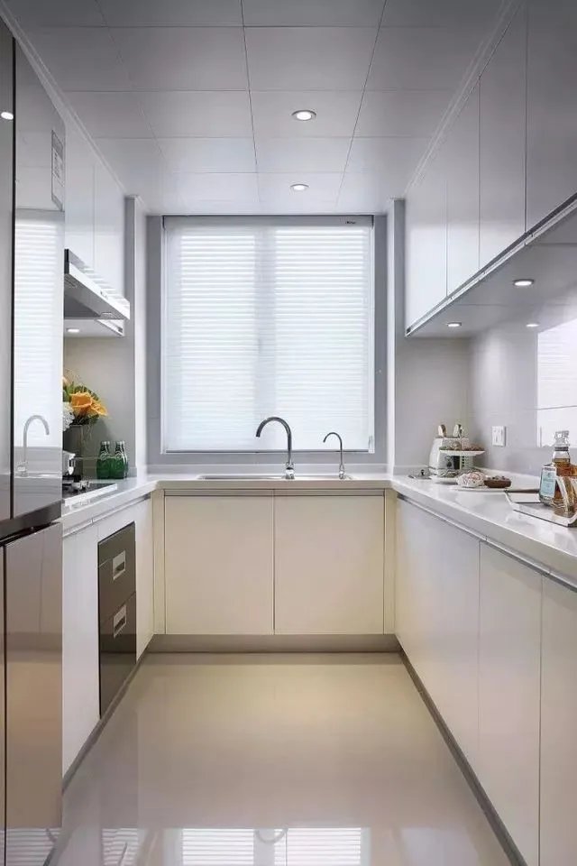 厨房旁边的小阳台原来要这样设计，太美了吧！！！！