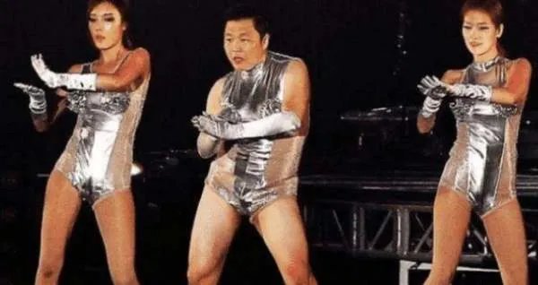 还记唱江南style火遍全球的鸟叔吗？如今他怎么样了？