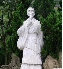 《三国演义》中，水镜先生是怎样的一个人？有人说水镜先生深不可测，是这样吗？