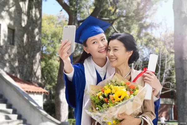 到泰国留学需要多少人民币？学费大概多少钱？