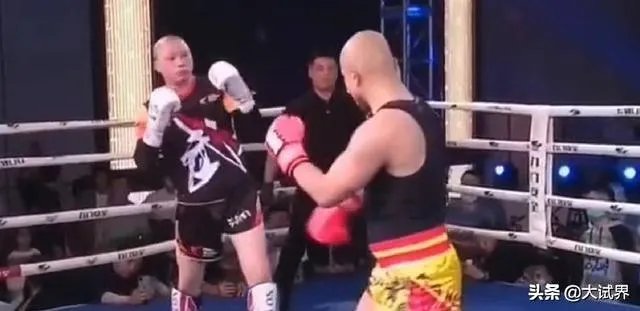 网红刘二狗挑战一龙被打哭，你怎么看？