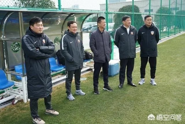 为什么权健成绩不好，大家不喊主教练下课，却喊总经理下课？