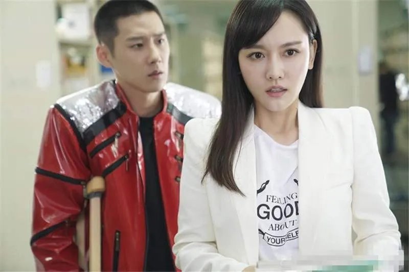 杨璐说的女艺人是孙骁骁吗？为什么大众凭一面之词就认定错在孙骁骁？