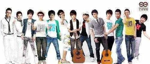 湖南台的超女快男当初的冠军如今发展的怎么样？