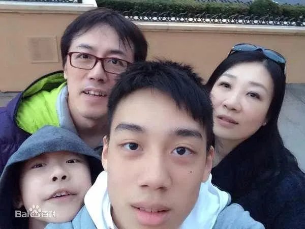 歌手张宇老婆是谁