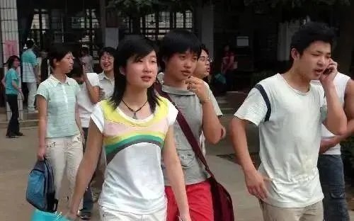 安徽歙县今天启用高考备用卷 题型难度基本一致