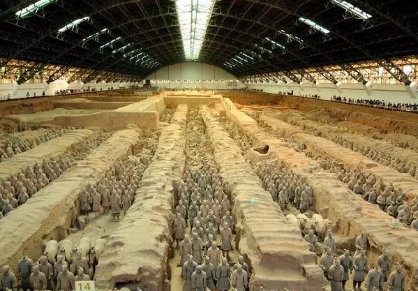 秦始皇陵至今无人敢挖,其中暗藏着什么秘密?