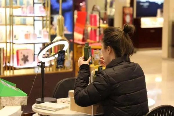 如何看待“直播带货必须提供回看功能”这一规定？