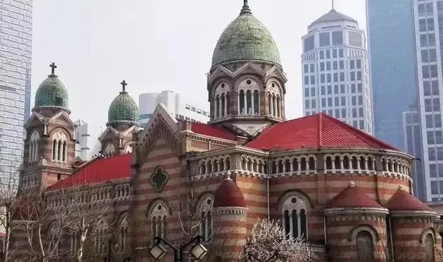 天津欢乐谷和北京欢乐谷哪个好玩？