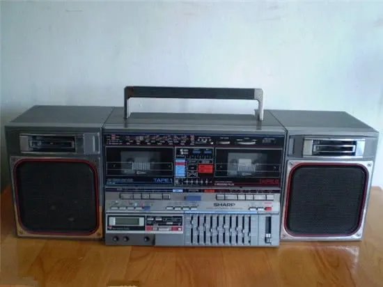 八九十年代的家装风格原来长这样,看看你家还保留了哪些旧家具