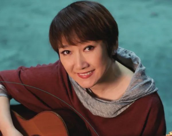 因拒绝生孩子被王刚抛弃的成方圆，后来是怎样报复的？