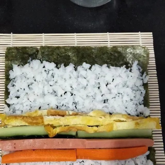 寿司制作过程图片大全？