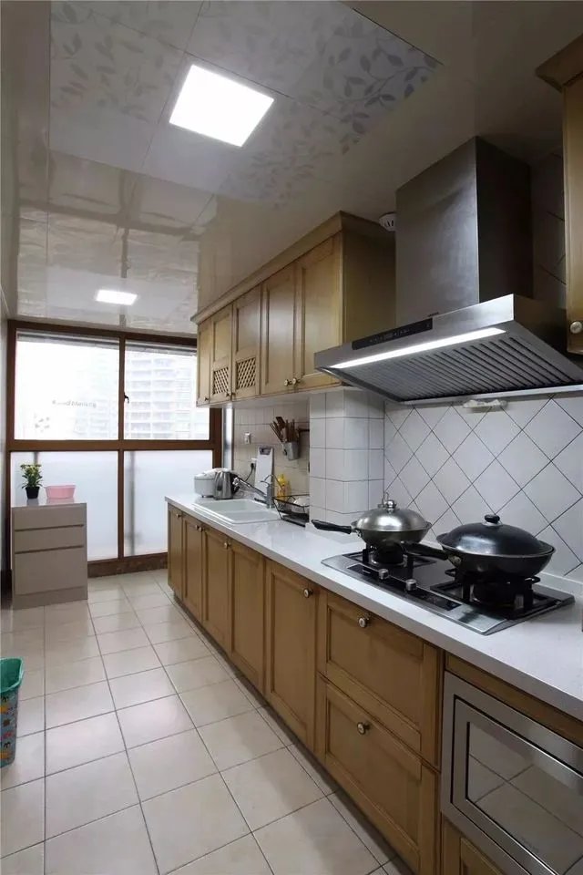 厨房旁边的小阳台原来要这样设计，太美了吧！！！！