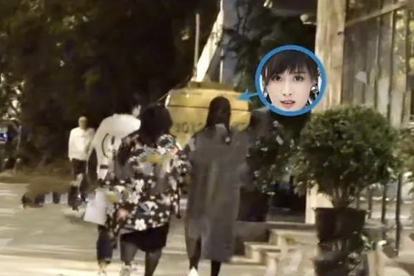 潘粤明新恋情被发现，他到底何时才会官宣呢？