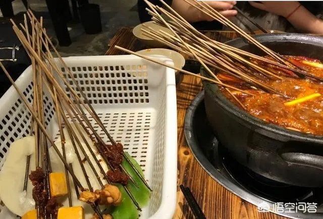 砂锅串串香跟普通串串香有什么不一样？