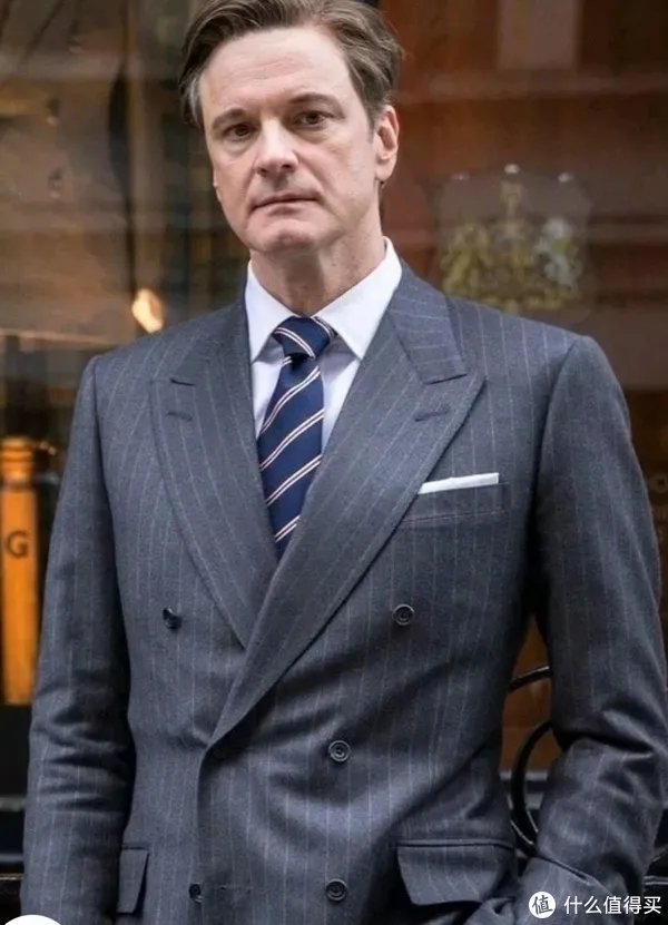 西装外套扣子到底系几颗,你系对了没?一点西装着装礼仪(请收藏)