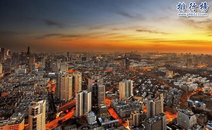 中国十大幸福城市2018：武汉全国第一，被称活力之城