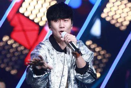 林俊杰有一首关于雪的歌是那首？