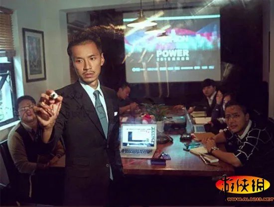 80后藏族新人结婚照爆红 刷爆朋友圈超越教条结婚照