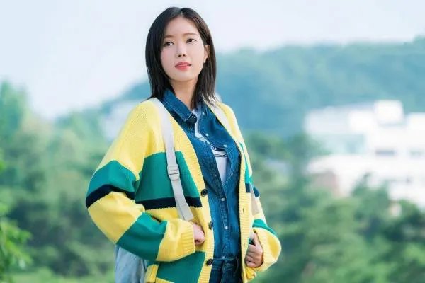 《我的ID是江南美人》为什么女主幼时从来没有正面出现?