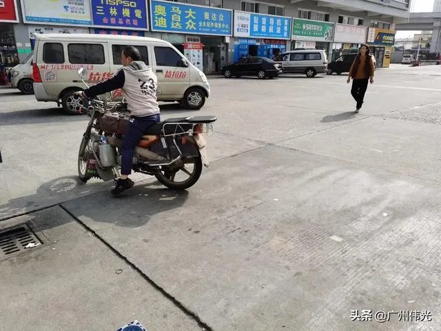 摩托大军返乡过年，这其中的心酸你知道多少？