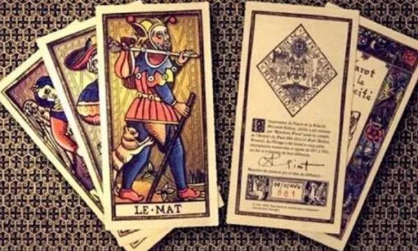 塔罗牌占卜骗局被曝光，恶心的骗局还有哪些？