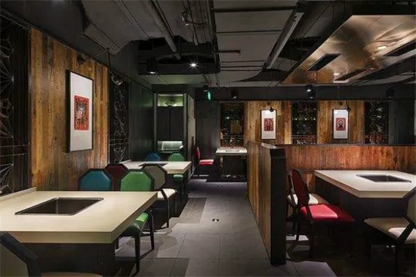 北京高档火锅店排行榜：海底捞上榜，第一在北京只有三家