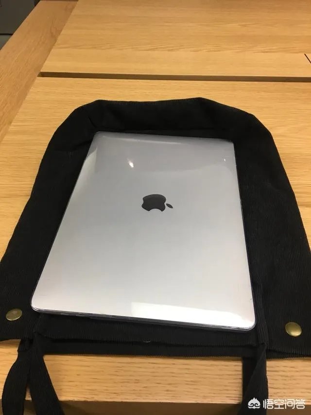 想买13寸左右薄点的笔记本电脑，哪款电脑值得推荐？