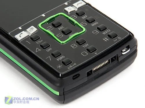 迟到的王者 500万像素AF索爱K850i评测