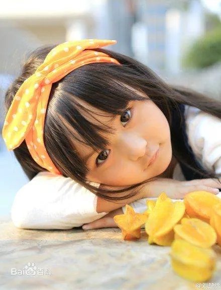 快乐大本营最近一期的三个小女生是谁？