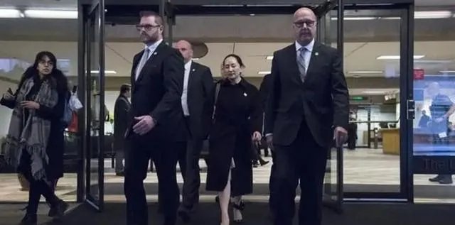 波兰抓捕华为员工，背后主谋很不简单！