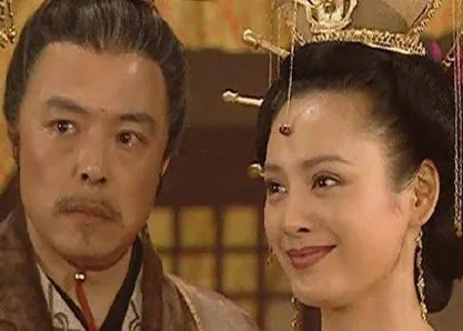 秦始皇和吕不韦到底是什么关系 嬴政到底是不是他的儿子