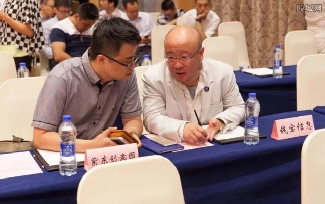 钱宝网张小雷投案 张小雷自首被抓原因惊人