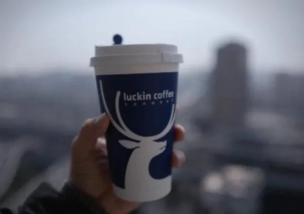 瑞幸咖啡董事长起诉瑞幸具体是怎么回事？