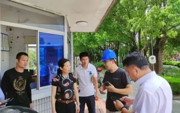 湖北咸宁一男童家门口被拐终于回家，这名男童曾经是如何被拐卖的？