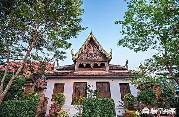 去泰国旅游,导游不让在寺庙拍照,为什么?