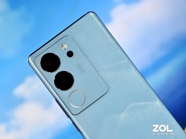 【有料评测】vivo S17 Pro全面评测：一眼心动的水墨山水图