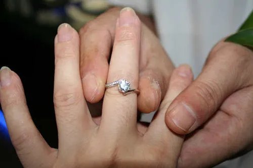 订婚宴流程  订婚宴上有哪些注意事项