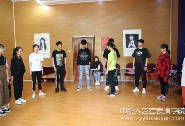 北影艺考表演系需要考什么？