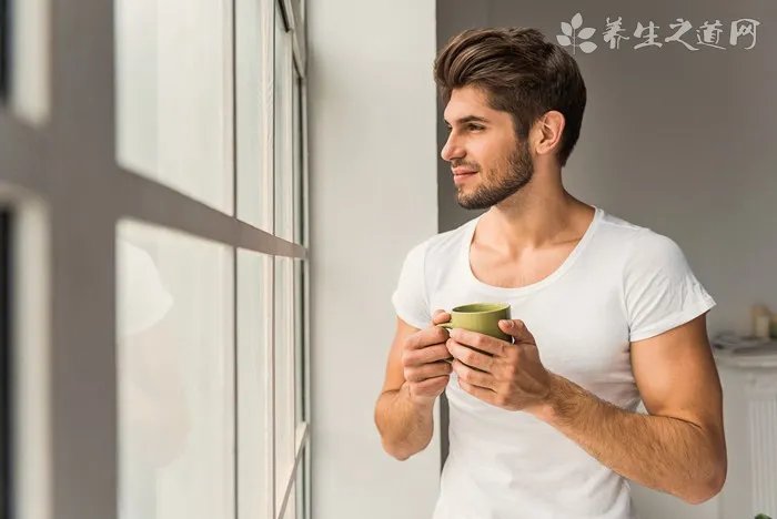 辅警掰防盗窗救人  失火时如何自救