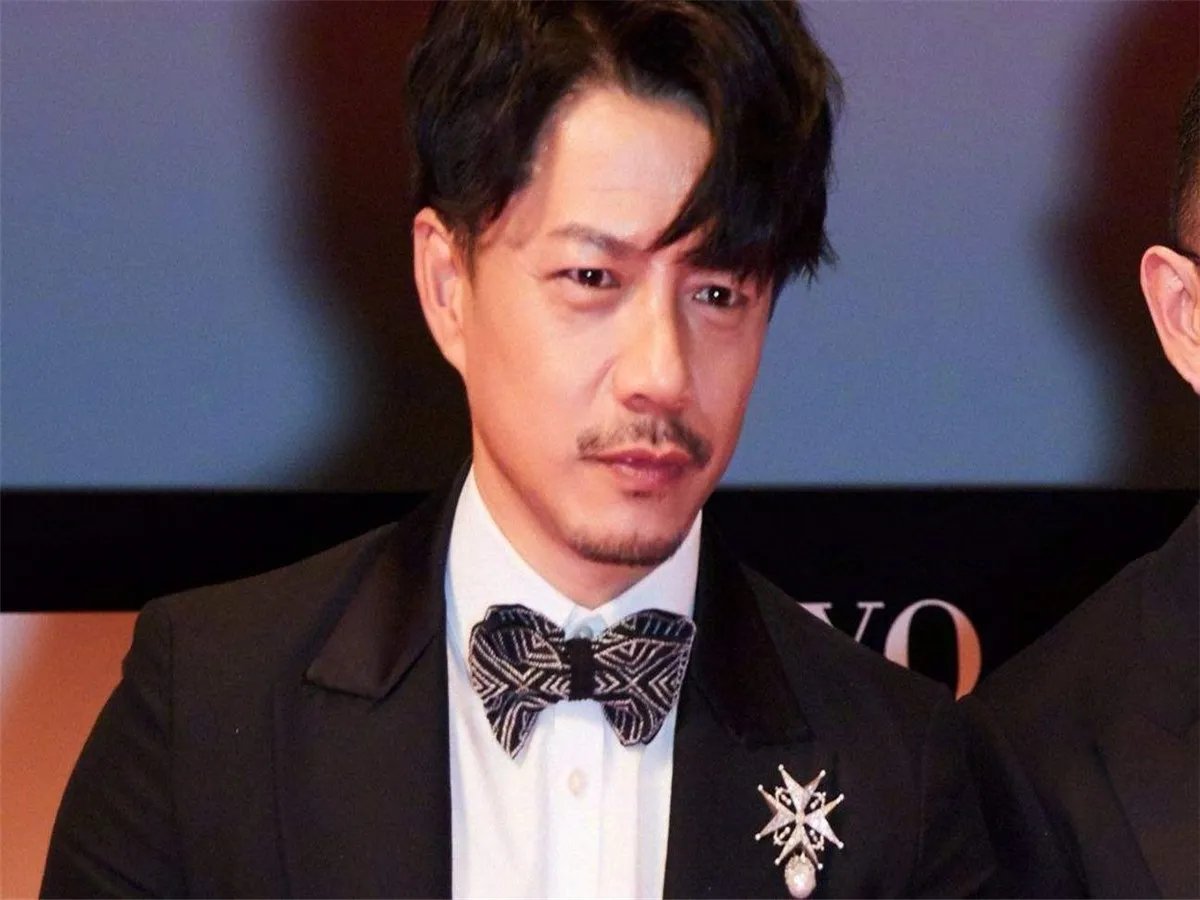 段奕宏暗恋过小陶虹,无奈错过,喜欢一个人是不是要勇敢一点?