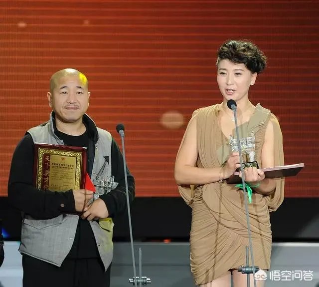 为什么闫学晶二人转感人？