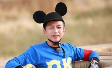 明明在事业巅峰期，邓超却宣布无限期息影，究竟发生了什么？