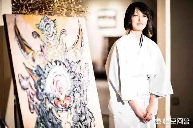 如何评价日本艺术家小松美羽？