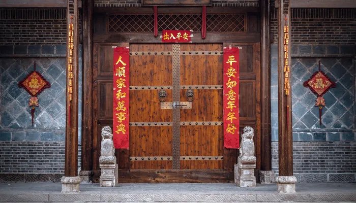 贴春联的正确方法 如何正确贴春联